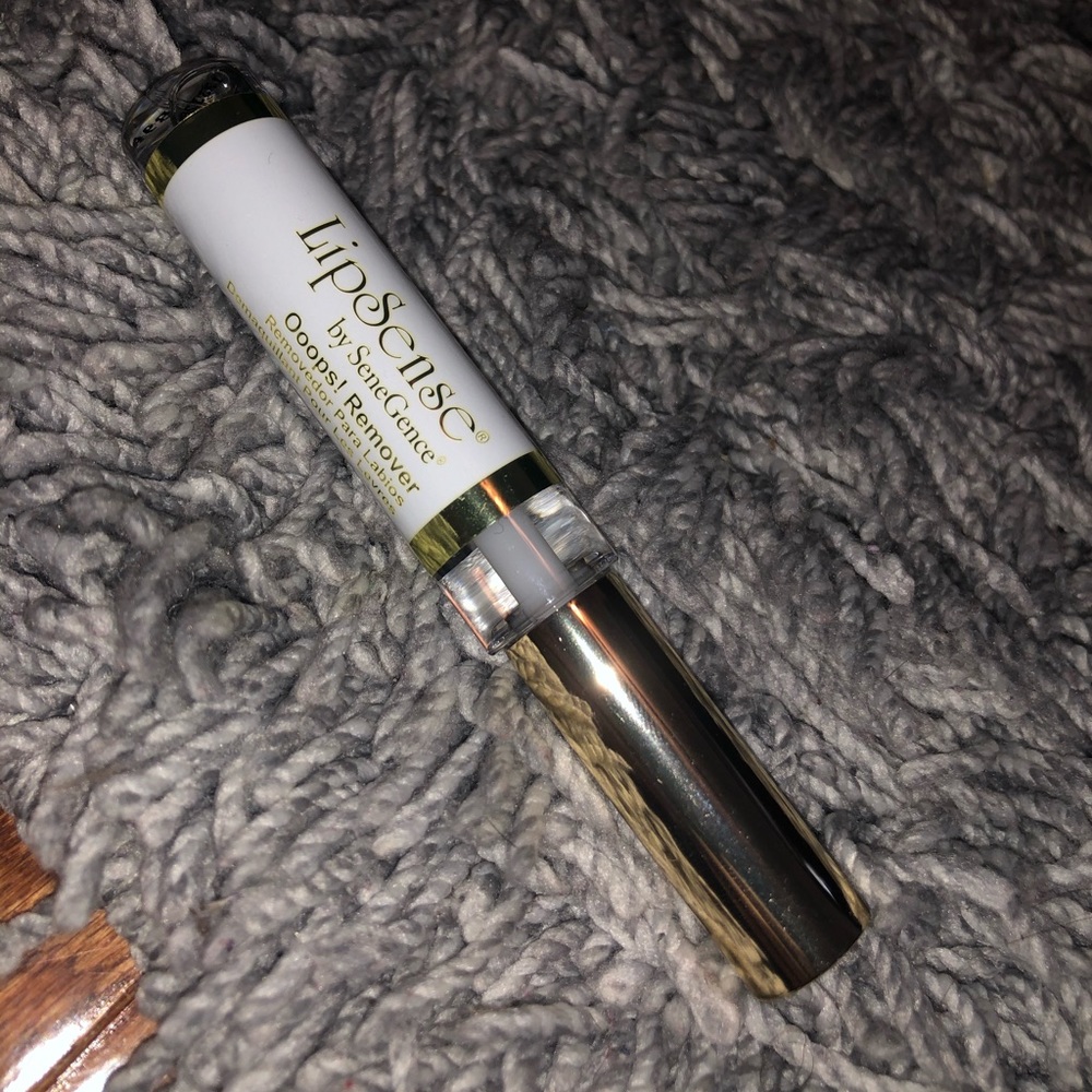 Senegence Oops Remover